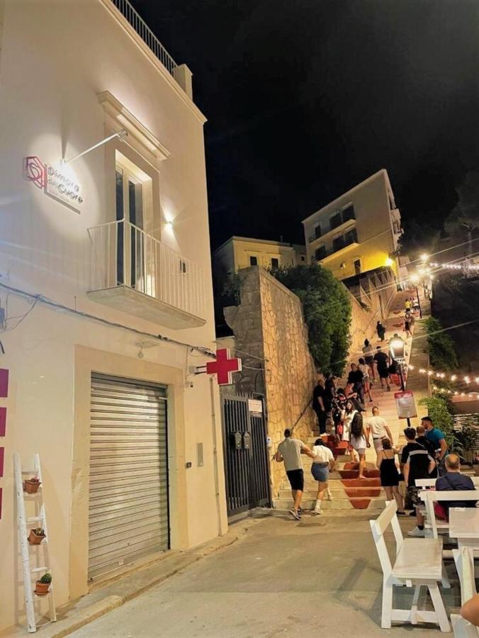 Dimora Del Cuore Guest House In Centro เวียสเต ภายนอก รูปภาพ