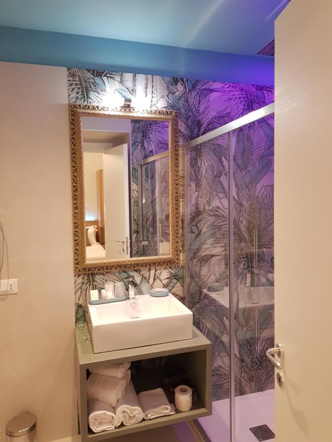 Dimora Del Cuore Guest House In Centro เวียสเต ภายนอก รูปภาพ