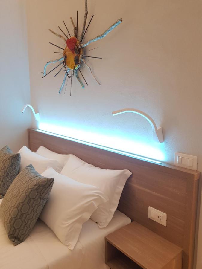 Dimora Del Cuore Guest House In Centro เวียสเต ภายนอก รูปภาพ