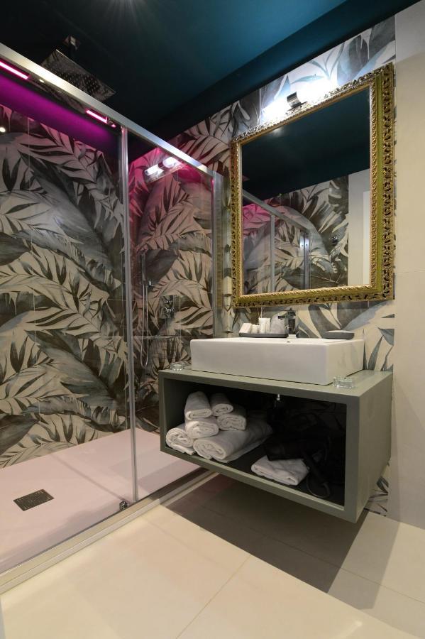 Dimora Del Cuore Guest House In Centro เวียสเต ภายนอก รูปภาพ